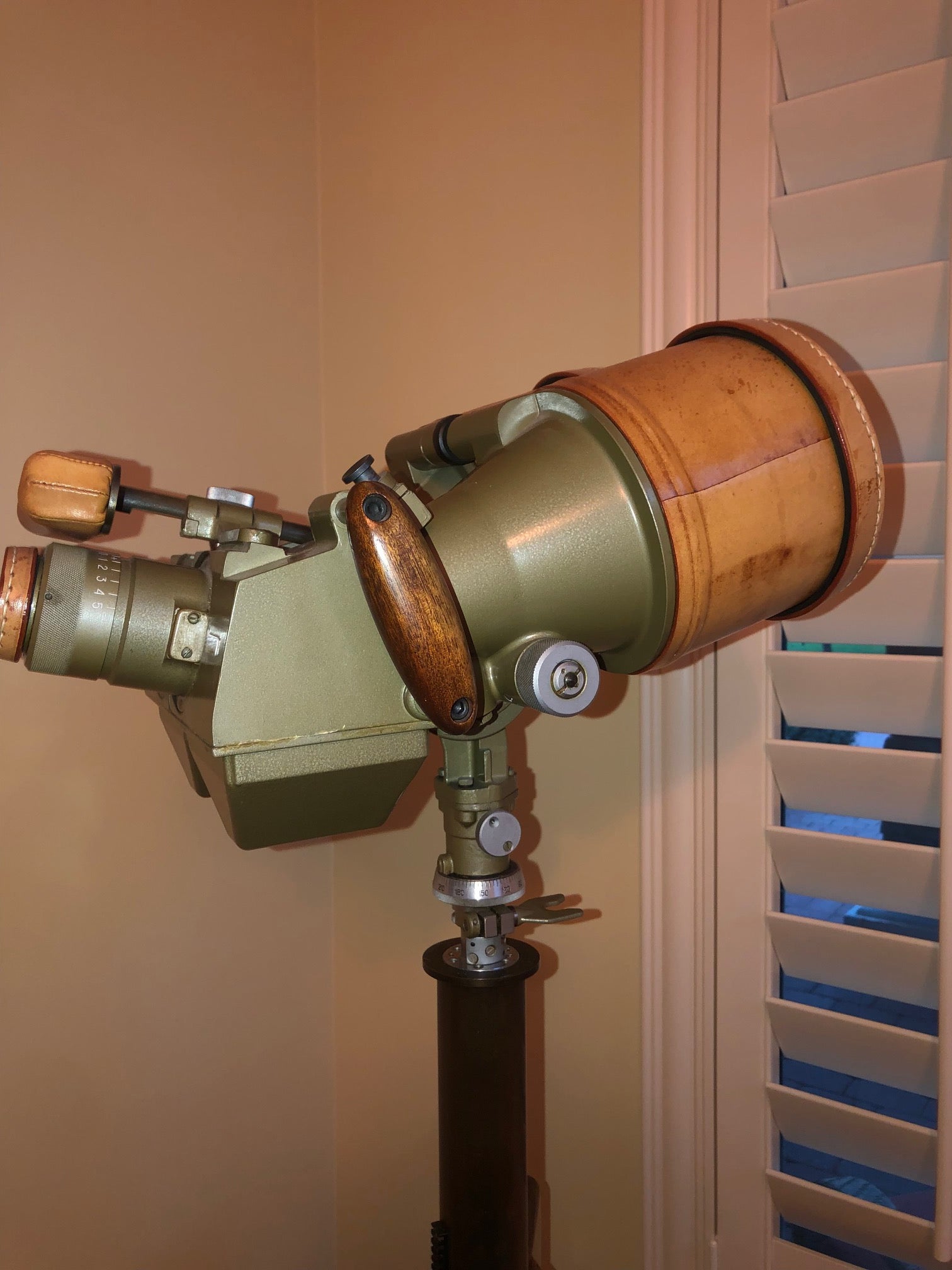 15 x 100 Russian Border Guard Binoculars image 3